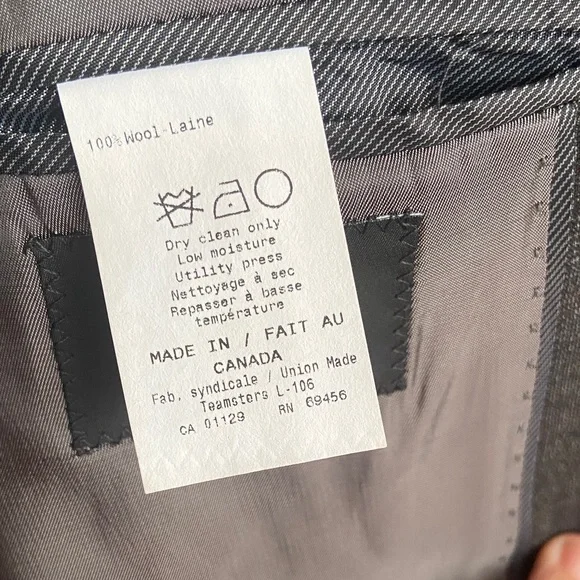 DKNY Men's Dark Gray Blazer - Picture 4 of 6